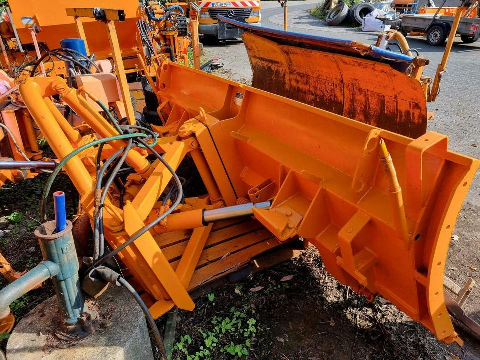 Schmidt CP2 Schneepflug Schneeschild Winterdienst Unimog - Отвал для снега: фото 2 Schmidt CP2 Schneepflug Schneeschild Winterdienst Unimog - Отвал для снега: фото 2
