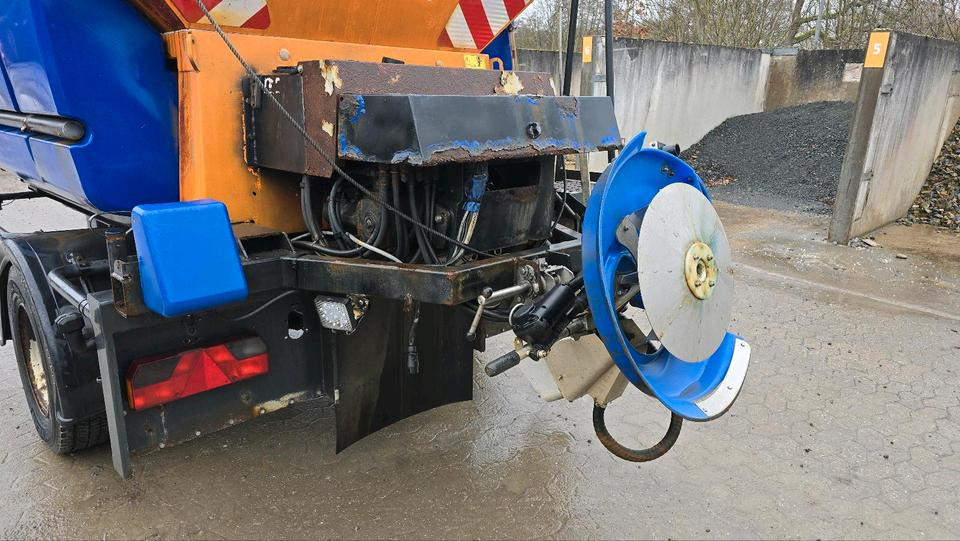 Schmidt Stratos B35-30 AWCLN-490 3,5m3 Salzstreuanhänger Bandstreuer Streuanhänger IMSSF Salzstreuer Winterdienst Streuautomat Streusilo Solestreuer - Разбрасыватель песка/ Соли: фото 5 Schmidt Stratos B35-30 AWCLN-490 3,5m3 Salzstreuanhänger Bandstreuer Streuanhänger IMSSF Salzstreuer Winterdienst Streuautomat Streusilo Solestreuer - Разбрасыватель песка/ Соли: фото 5