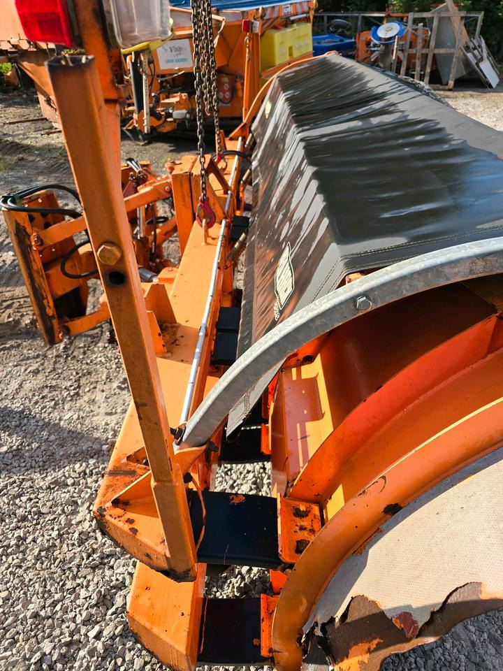 Отвал для снега Schneepflug Beilhack PV 4m. Schneeschild Schneeschieber Schmidt Epoke passend für LKW Unimog 424 427 405 U 300 400 500 318 323 423 218 430 429 530 527 535 Mercedes-Benz Winterdienst: фото 7