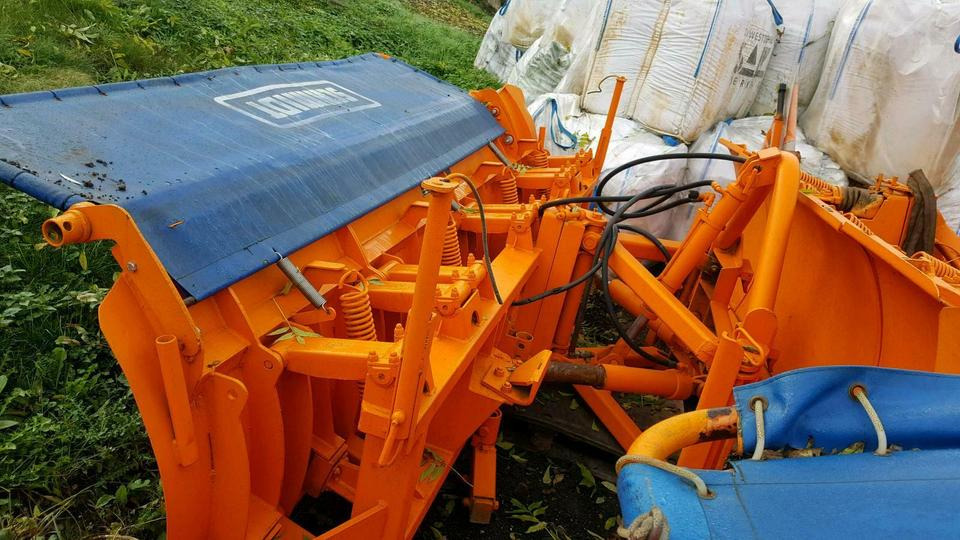 Schneepflug Schmidt Beilhack Winterdienst Schneeschild Unimog Fen - Отвал для снега: фото 3 Schneepflug Schmidt Beilhack Winterdienst Schneeschild Unimog Fen - Отвал для снега: фото 3