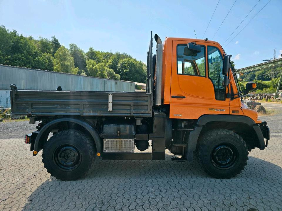 Unimog 405/10 U300 Bluetec 5 Mercedes-Benz U 300 290 400 500 UGE UGN Jotha Absetzkipper Absetzer - Снегоуборочная машина: фото 3 Unimog 405/10 U300 Bluetec 5 Mercedes-Benz U 300 290 400 500 UGE UGN Jotha Absetzkipper Absetzer - Снегоуборочная машина: фото 3