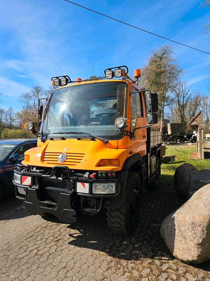 Unimog 405/10 U400 Bluetec 5 Leistungshydraulik Hydrostat U 400 500 300 Mercedes-Benz 318 218 430 423 427 - Снегоуборочная машина: фото 2 Unimog 405/10 U400 Bluetec 5 Leistungshydraulik Hydrostat U 400 500 300 Mercedes-Benz 318 218 430 423 427 - Снегоуборочная машина: фото 2