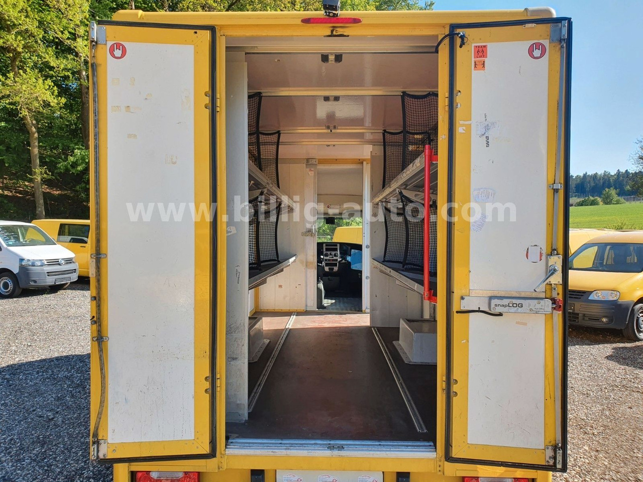 Фургон с закрытым кузовом Iveco Daily Koffer*Luftfeder.*>  Foodtruck Wohnmobil: фото 6