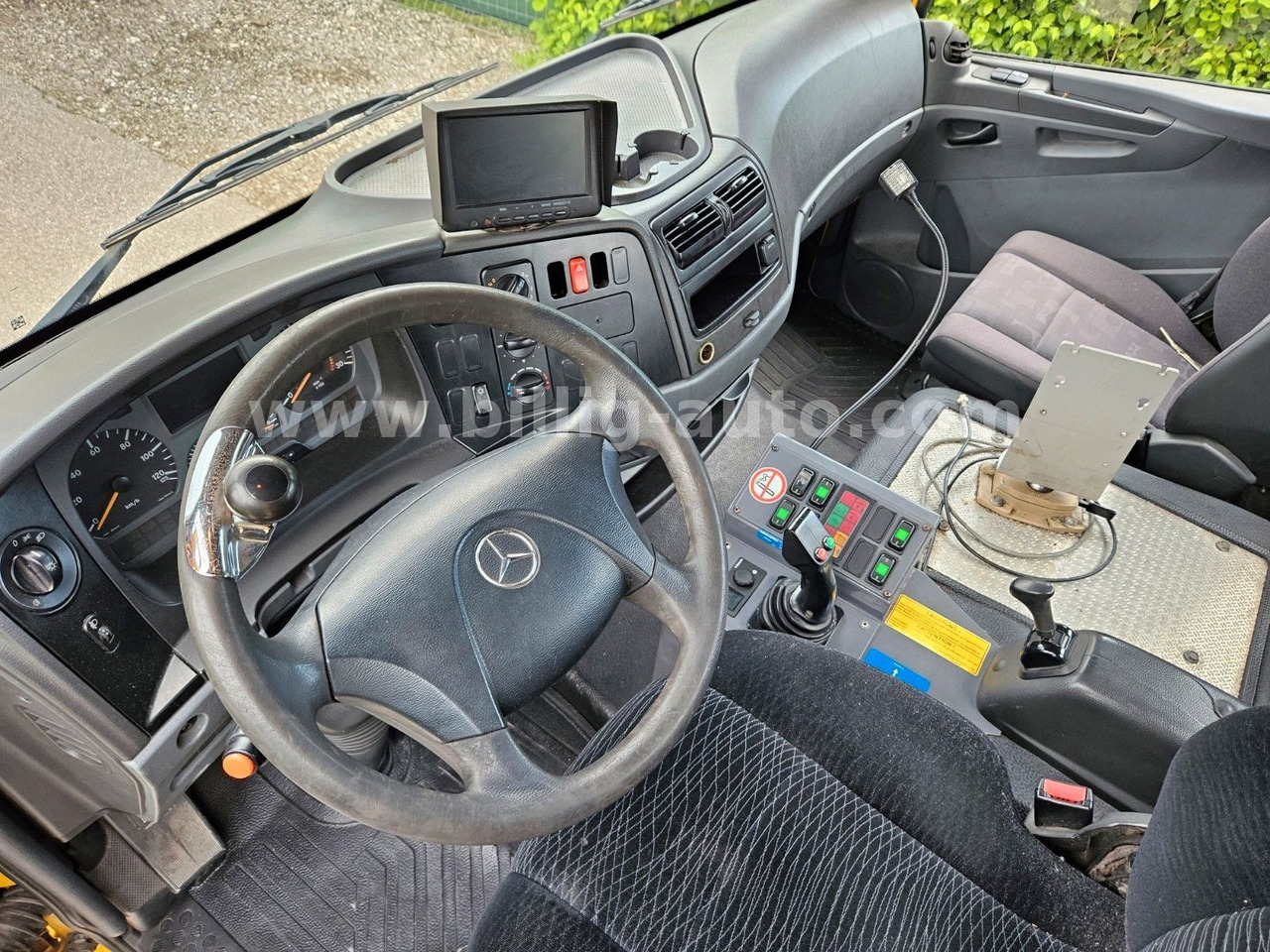 Грузовик-контейнеровоз/ Сменный кузов Mercedes-Benz Kamag * WBH 25 * Wiesel * Umsetzer * Sattelkupp.: фото 10 Грузовик-контейнеровоз/ Сменный кузов Mercedes-Benz Kamag * WBH 25 * Wiesel * Umsetzer * Sattelkupp.: фото 10