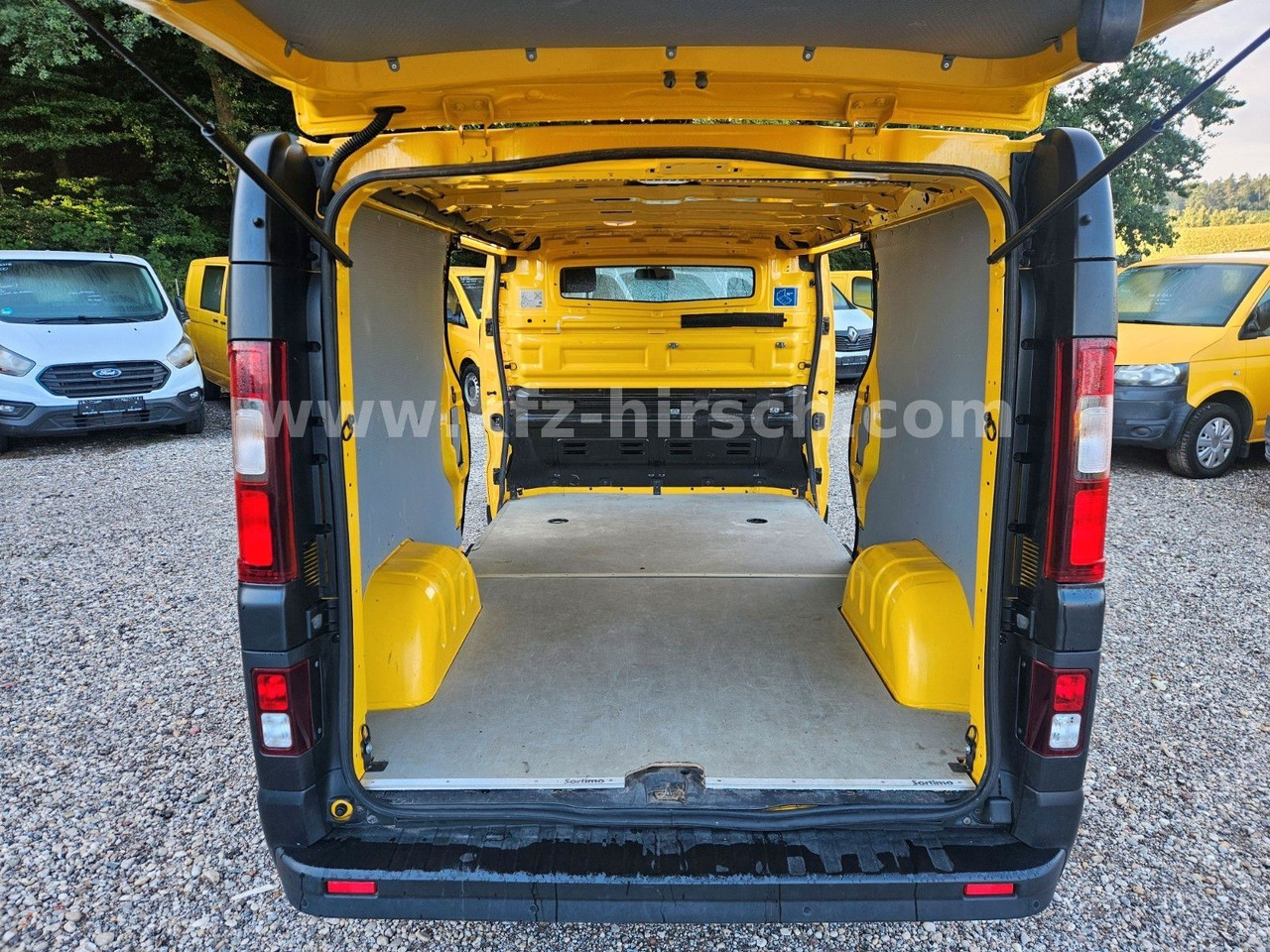 Легковой фургон Renault Trafic L2H1 MAXI LANG 2xSCHIEBETÜR LED Kamera E6: фото 7 Легковой фургон Renault Trafic L2H1 MAXI LANG 2xSCHIEBETÜR LED Kamera E6: фото 7