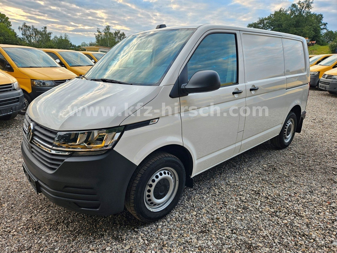 Volkswagen T6.1 Transporter T6 2xSchiebetüre!org.3.557KM| - Легковой фургон: фото 5 Volkswagen T6.1 Transporter T6 2xSchiebetüre!org.3.557KM| - Легковой фургон: фото 5