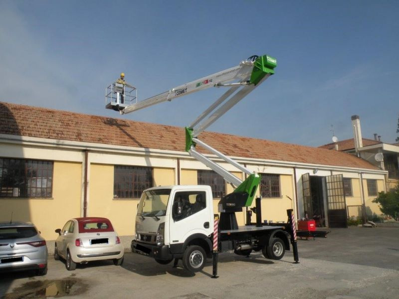 Comet 21/2/9 HQ - 21 m zamontowany na Renault Maxity 130 DTI - Грузовик с подъемником: фото 1 Comet 21/2/9 HQ - 21 m zamontowany na Renault Maxity 130 DTI - Грузовик с подъемником: фото 1