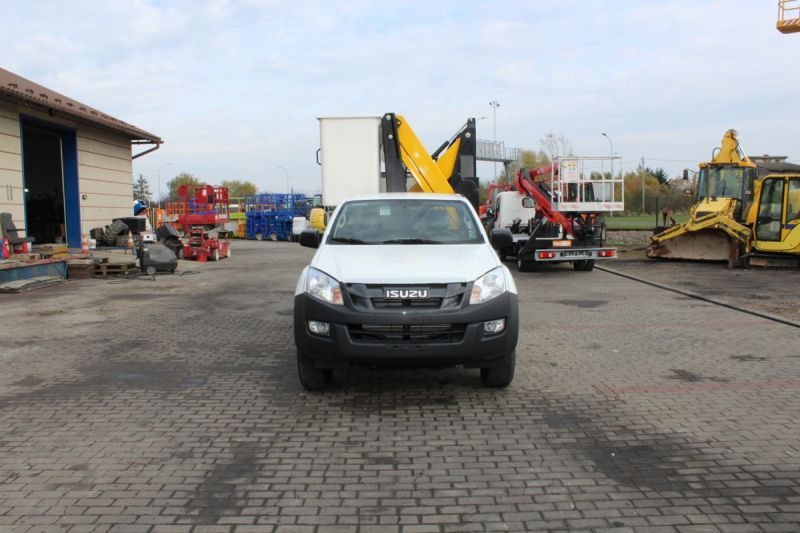 Comet X4-12 zamontowany na Isuzu D-Max 4x4 PICK-UP - Грузовик с подъемником: фото 3 Comet X4-12 zamontowany na Isuzu D-Max 4x4 PICK-UP - Грузовик с подъемником: фото 3