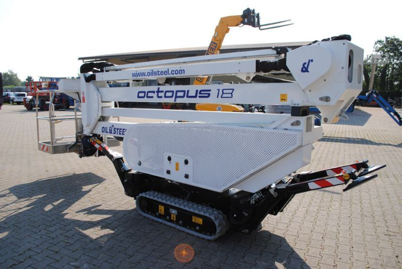 Oil&Steel Octopus 18 nowy podnośnik koszowy na gąsieniach 18 m - Спайдер-вышка: фото 5 Oil&Steel Octopus 18 nowy podnośnik koszowy na gąsieniach 18 m - Спайдер-вышка: фото 5