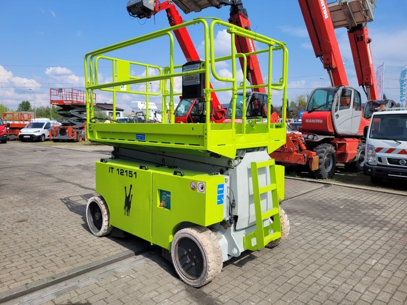 Podnośnik nożycowy samojezdny elektryczny 14 m Iteco IT 12151 - Ножничный подъемник: фото 2 Podnośnik nożycowy samojezdny elektryczny 14 m Iteco IT 12151 - Ножничный подъемник: фото 2