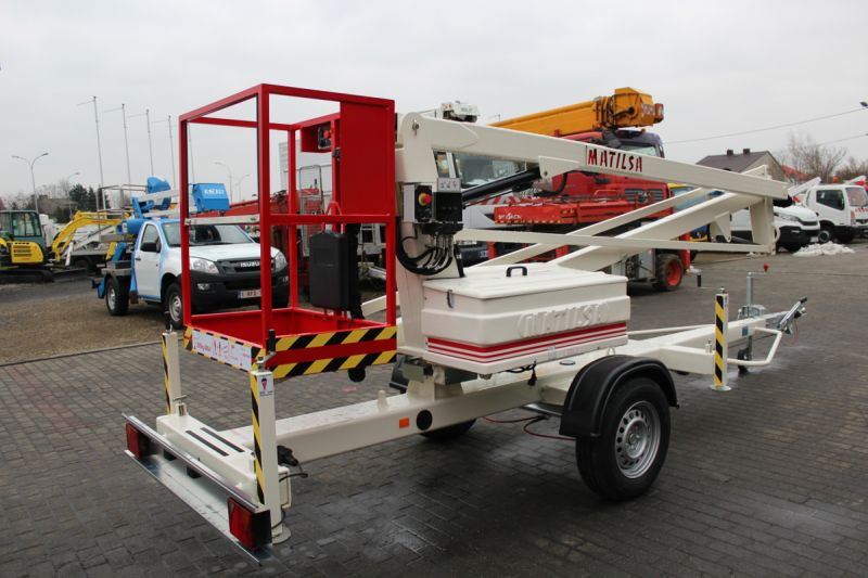 Nowy podnośnik na przyczepie Matilsa Parma 12 - Прицепной подъемник: фото 3 Nowy podnośnik na przyczepie Matilsa Parma 12 - Прицепной подъемник: фото 3