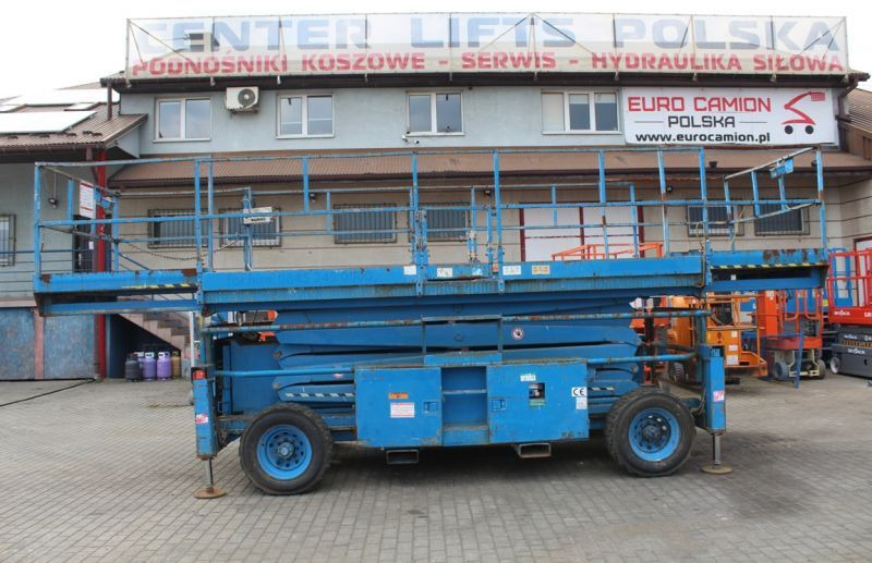 Podnośnik nożycowy 4x4 spalinowy 15 m Skyjack SJ9241 - Ножничный подъемник: фото 5 Podnośnik nożycowy 4x4 spalinowy 15 m Skyjack SJ9241 - Ножничный подъемник: фото 5