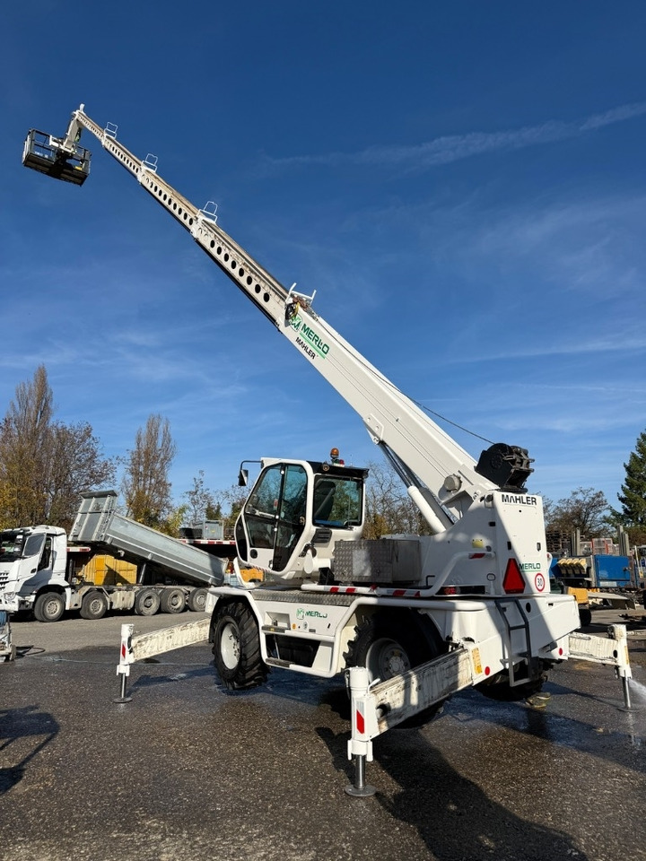 Merlo Roto 40.25 MCSS - Телескопический погрузчик: фото 3 Merlo Roto 40.25 MCSS - Телескопический погрузчик: фото 3