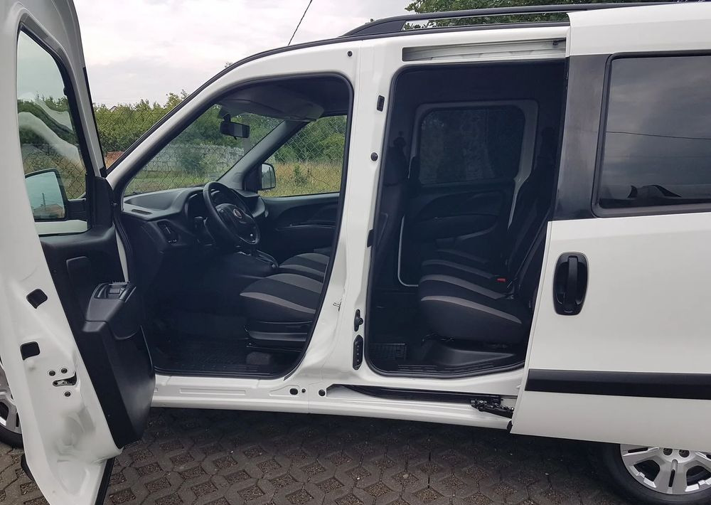 Легковой автомобиль Fiat Doblo 1.6 Multijet 16V Easy: фото 18