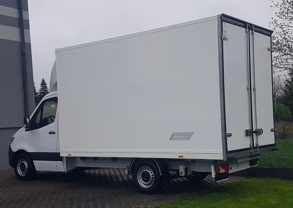 Mercedes-Benz Sprinter KONTENER 8EP 4,11x2,15x2,30 KLIMA 314 CDI MANUAL KRAJOWY AC - Фургон с закрытым кузовом: фото 3 Mercedes-Benz Sprinter KONTENER 8EP 4,11x2,15x2,30 KLIMA 314 CDI MANUAL KRAJOWY AC - Фургон с закрытым кузовом: фото 3