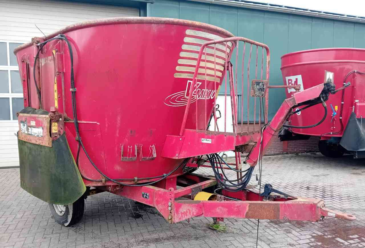 BVL V-Mix 10 voermengwagen - Кормораздатчик: фото 2 BVL V-Mix 10 voermengwagen - Кормораздатчик: фото 2