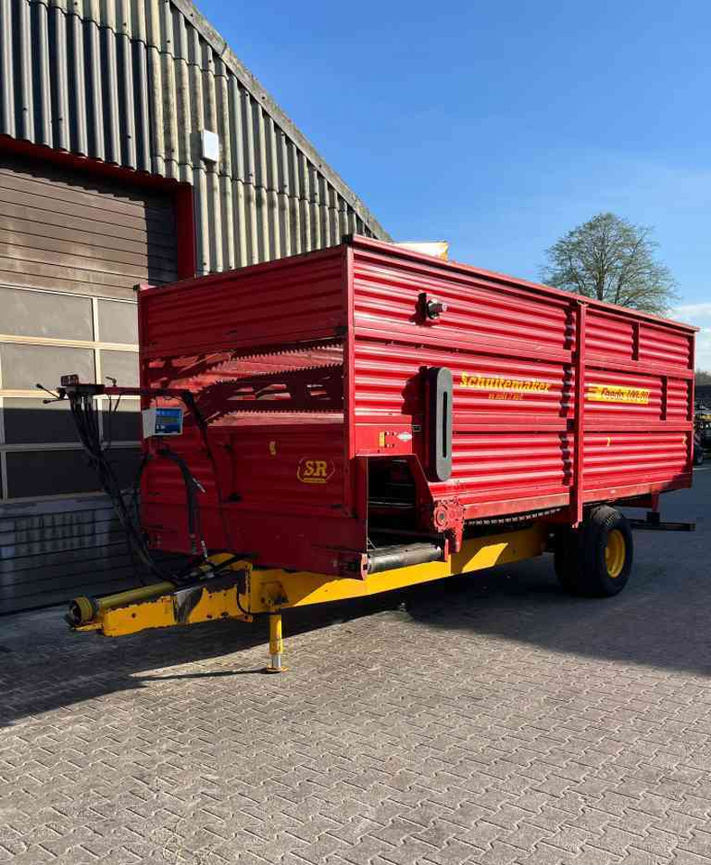 Schuitemaker Feedo 100-20 voerdoseerwagen voerwagen, voermachines - Кормораздатчик: фото 2 Schuitemaker Feedo 100-20 voerdoseerwagen voerwagen, voermachines - Кормораздатчик: фото 2
