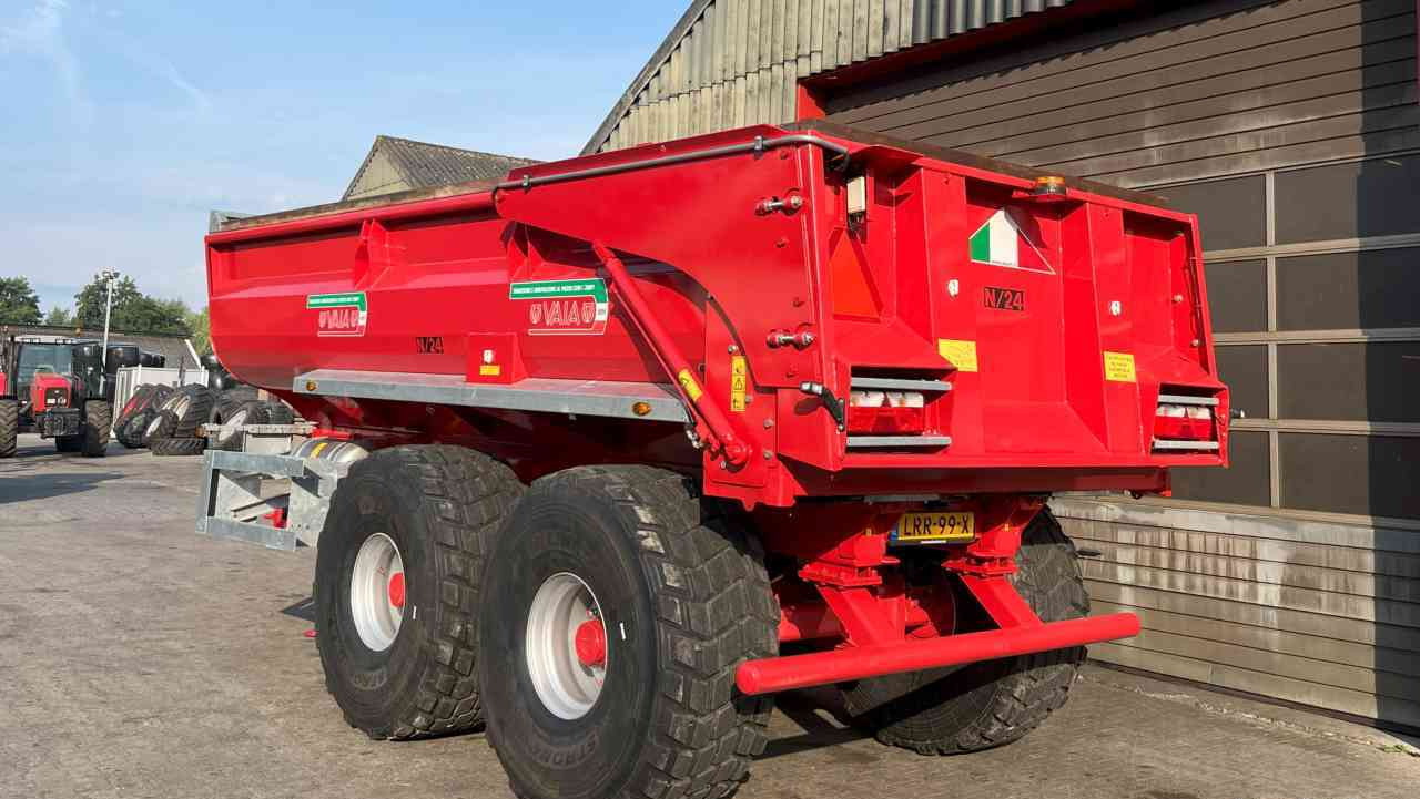 Vaia N/24 Kipper, dumper, zandkipper, gronddumper, landbouwtransport - Сельскохозяйственный прицеп-самосвал: фото 4 Vaia N/24 Kipper, dumper, zandkipper, gronddumper, landbouwtransport - Сельскохозяйственный прицеп-самосвал: фото 4