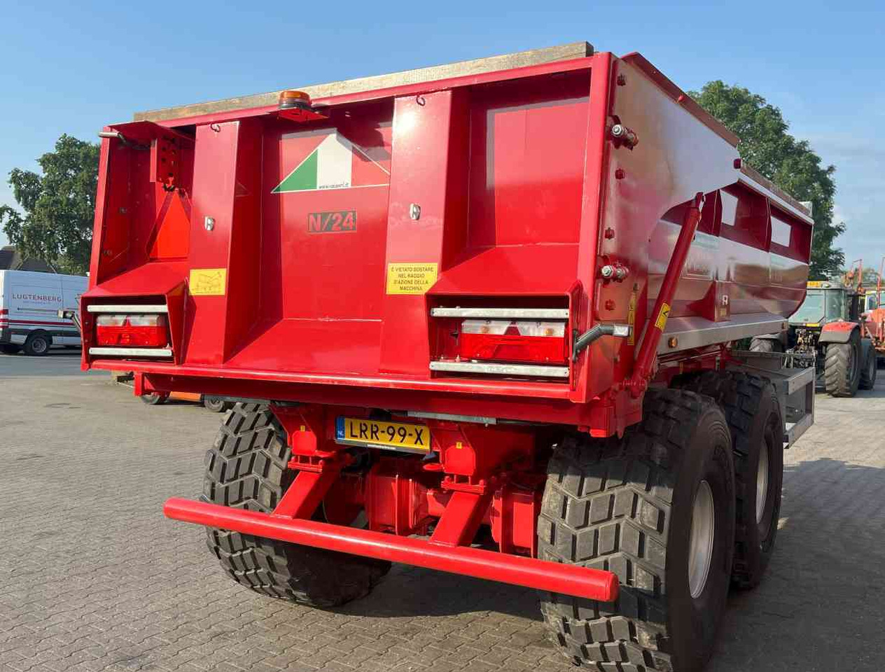 Vaia N/24 Kipper, dumper, zandkipper, gronddumper, landbouwtransport - Сельскохозяйственный прицеп-самосвал: фото 5 Vaia N/24 Kipper, dumper, zandkipper, gronddumper, landbouwtransport - Сельскохозяйственный прицеп-самосвал: фото 5