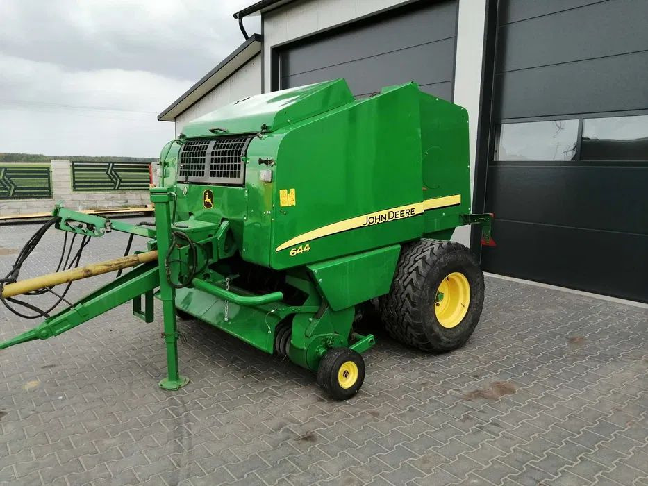 JOHN DEERE 644/2011r 578 PREMIUM opuszczana podloga cover edge - Пресс-подборщик рулонный: фото 4 JOHN DEERE 644/2011r 578 PREMIUM opuszczana podloga cover edge - Пресс-подборщик рулонный: фото 4