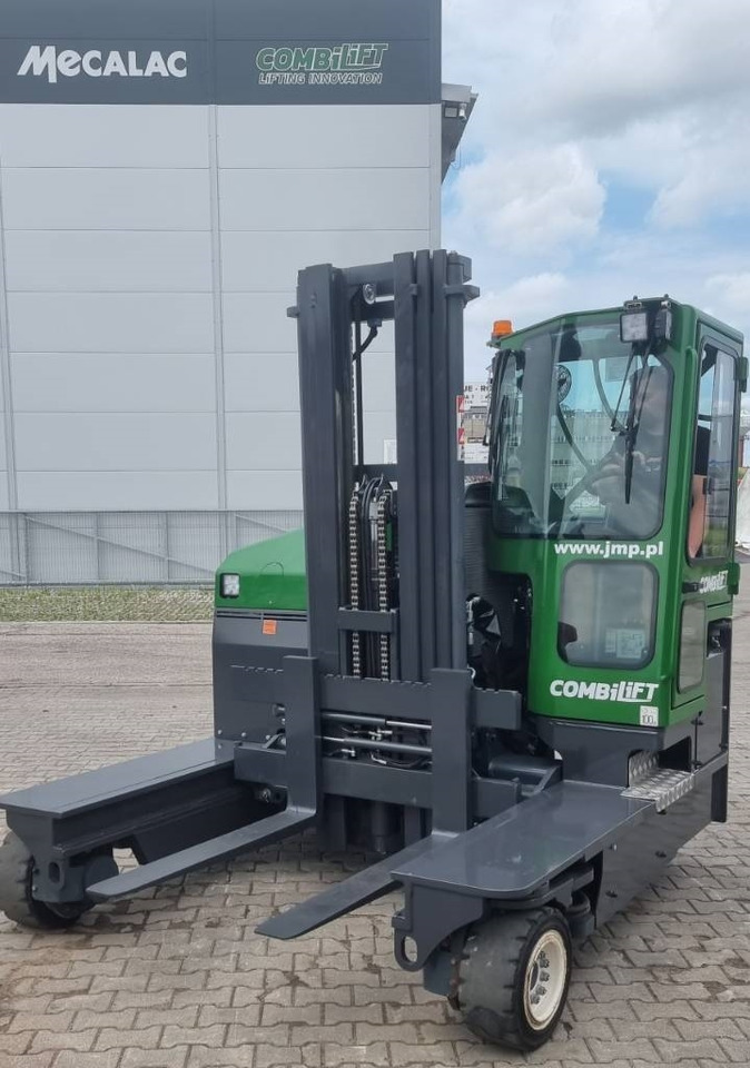 Combilift C 4000 MK4 DIESEL - Четырехсторонний погрузчик: фото 2 Combilift C 4000 MK4 DIESEL - Четырехсторонний погрузчик: фото 2