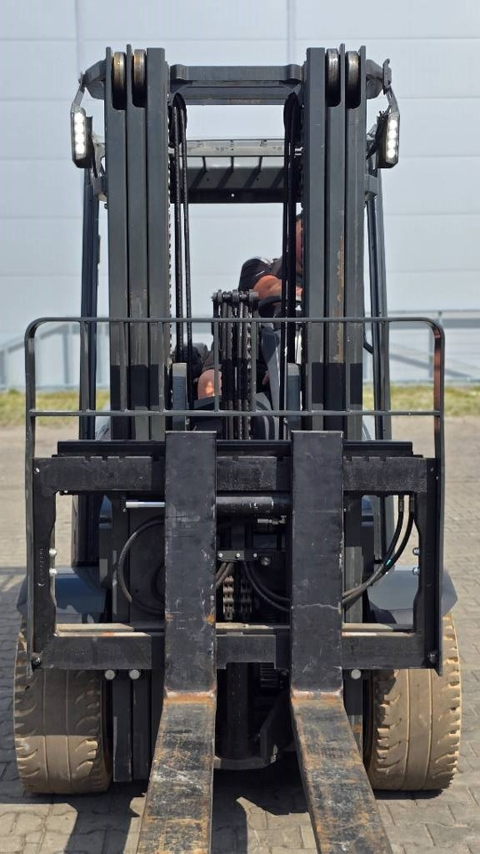 Электропогрузчик Mitsubishi FB 55 NH DEMO 122hrs only !: фото 14 Электропогрузчик Mitsubishi FB 55 NH DEMO 122hrs only !: фото 14