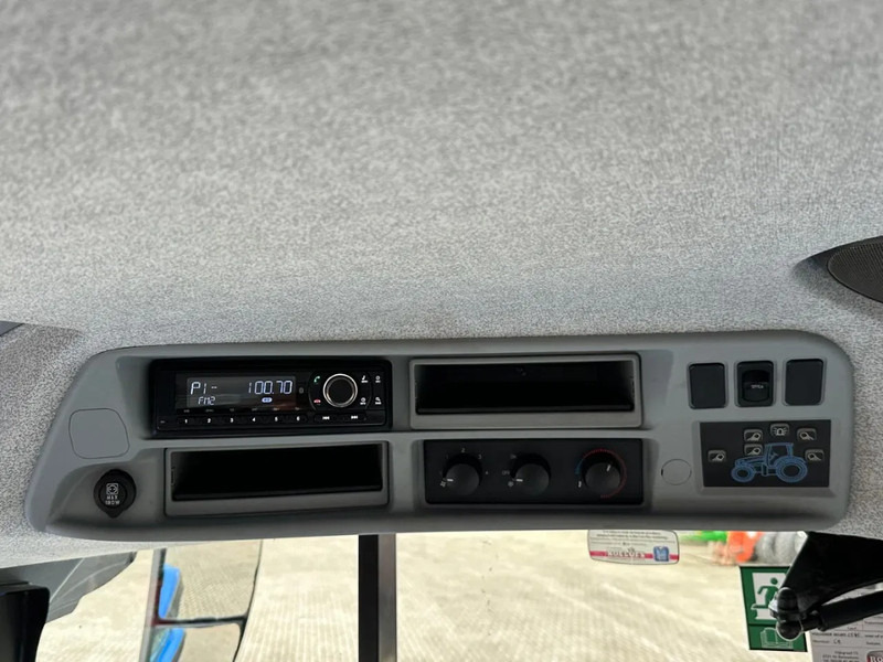 Трактор New Holland T5.140 Autocommand: фото 17