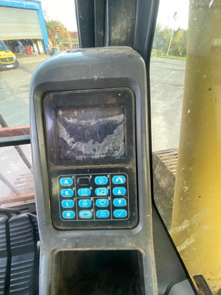 Гусеничный экскаватор Komatsu PC210NLC-7: фото 11