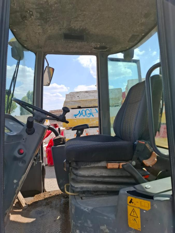 Колёсный погрузчик Volvo L 30: фото 14 Колёсный погрузчик Volvo L 30: фото 14