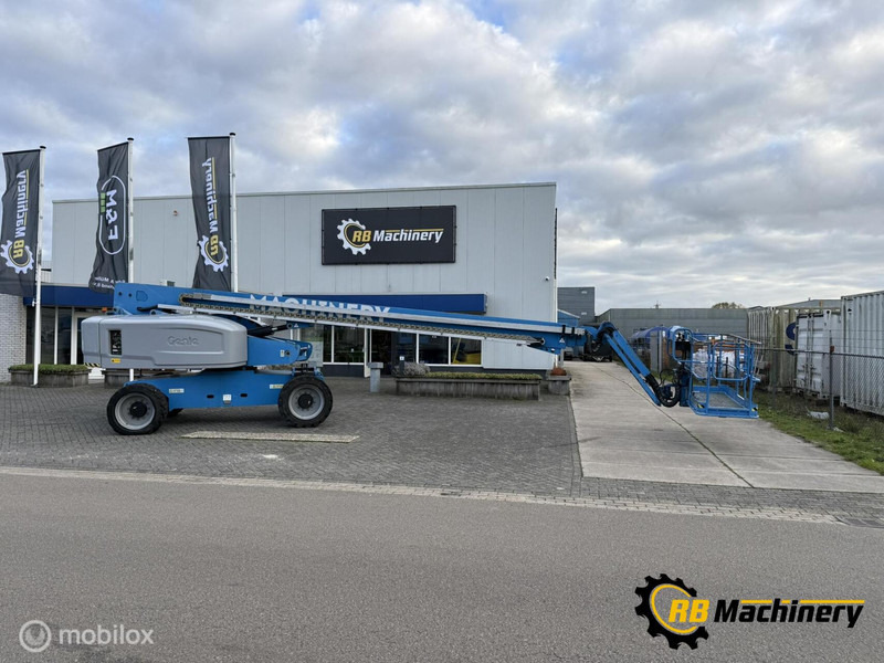 Genie S-85 - Телескопический подъемник: фото 3 Genie S-85 - Телескопический подъемник: фото 3