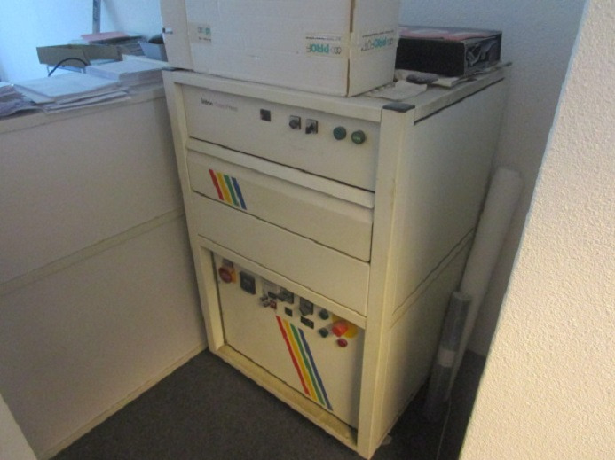 PNEUMATISCHE TRANSFERPRESSEN – HITZEPRESSE FÜR T-SHIRT DRUCK – INTRON COPY PRESS 300 220 070 - Печатное оборудование: фото 1 PNEUMATISCHE TRANSFERPRESSEN – HITZEPRESSE FÜR T-SHIRT DRUCK – INTRON COPY PRESS 300 220 070 - Печатное оборудование: фото 1