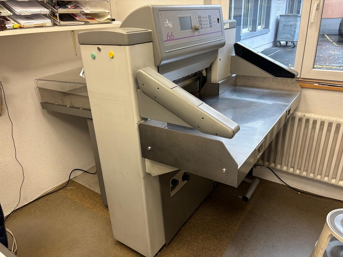POLAR 66 - Бумагорезательная машина: фото 1 POLAR 66 - Бумагорезательная машина: фото 1