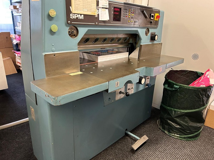 WOHLENBERG 76 - Бумагорезательная машина: фото 4 WOHLENBERG 76 - Бумагорезательная машина: фото 4