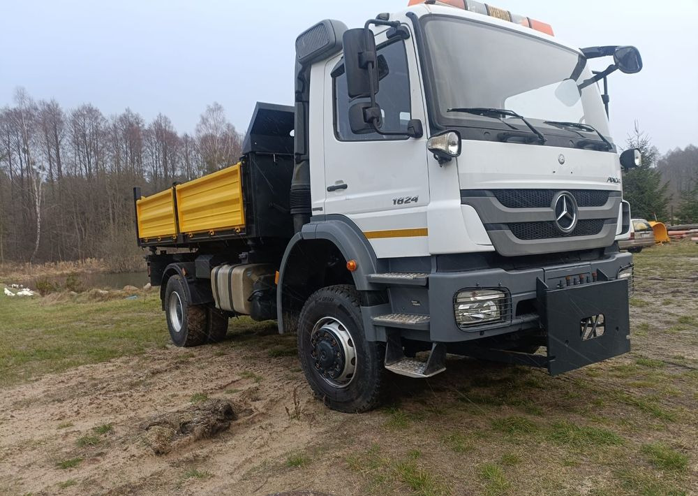Mercedes-Benz Axor 1824 - Снегоуборочная машина: фото 3 Mercedes-Benz Axor 1824 - Снегоуборочная машина: фото 3