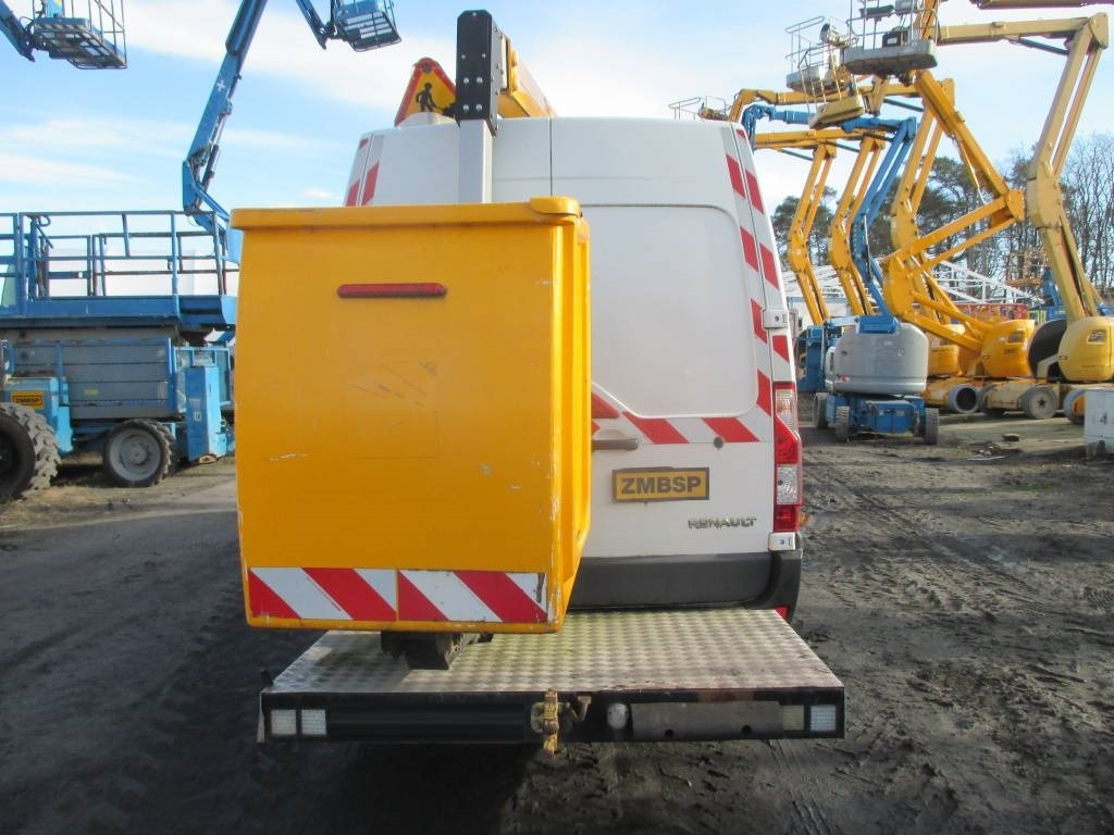 Klubb K32 - Грузовик с подъемником: фото 4 Klubb K32 - Грузовик с подъемником: фото 4