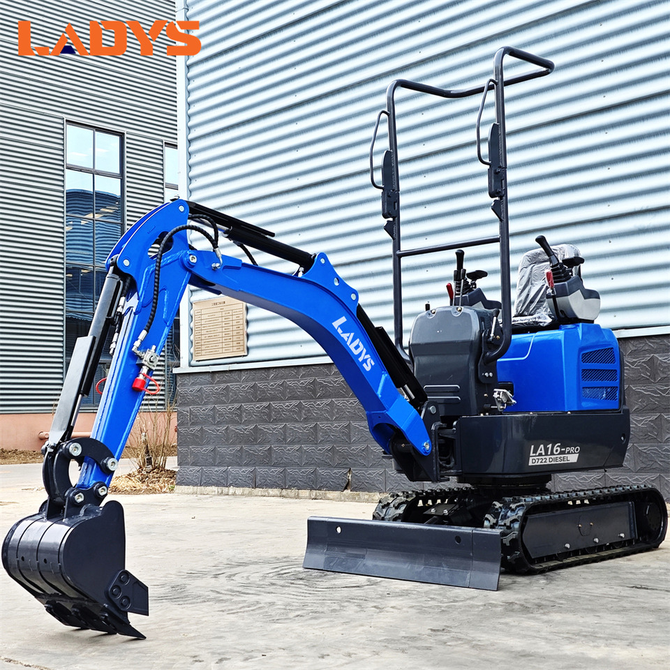 LADYS LA16Pro Mini Excavator Digger Miniexcavadora EPA Kubota Engine Mini Excavator For Sale With Mini Excavator Attachment Set - Мини-экскаватор: фото 4 LADYS LA16Pro Mini Excavator Digger Miniexcavadora EPA Kubota Engine Mini Excavator For Sale With Mini Excavator Attachment Set - Мини-экскаватор: фото 4