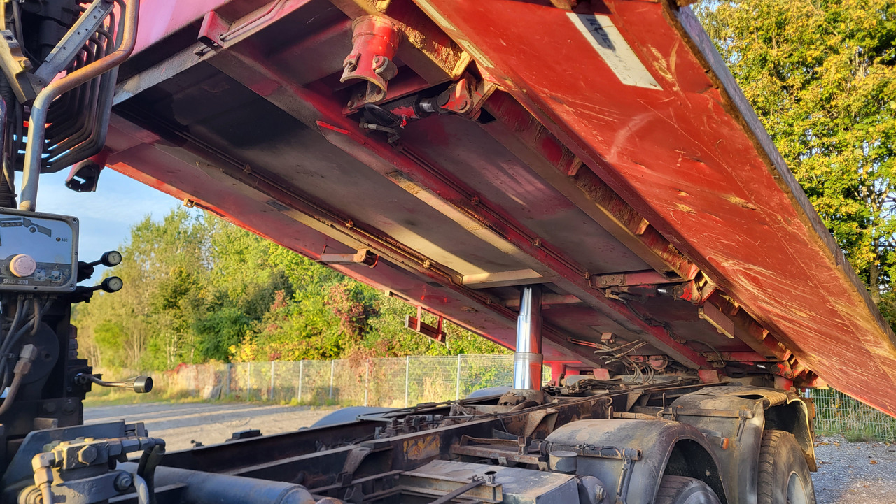 Самосвал для транспортировки сыпучих материалов MAN 33.414 6X6 HIAB 102 33.414: фото 12