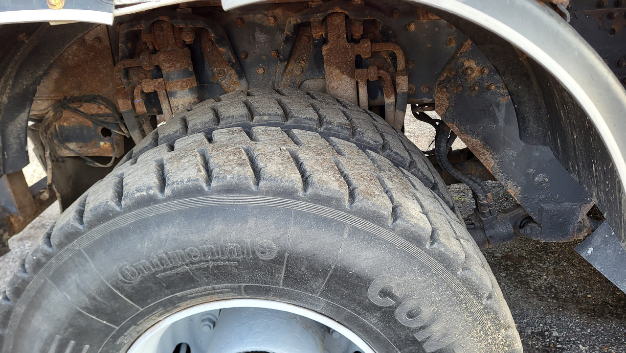 Самосвал для транспортировки сыпучих материалов MAN 33.414 6X6 HIAB 102 33.414: фото 40