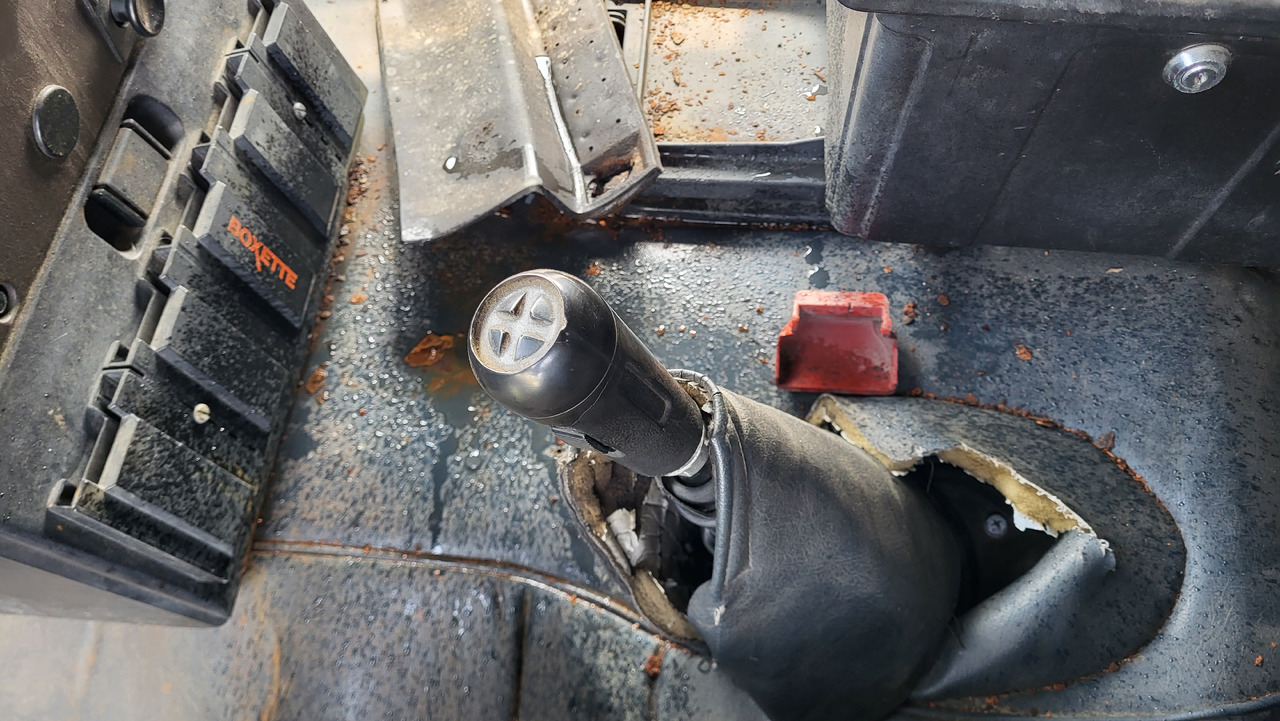 SCANIA R 142 H 6X2 SU KRANU в лизинг SCANIA R 142 H 6X2 SU KRANU: фото 16