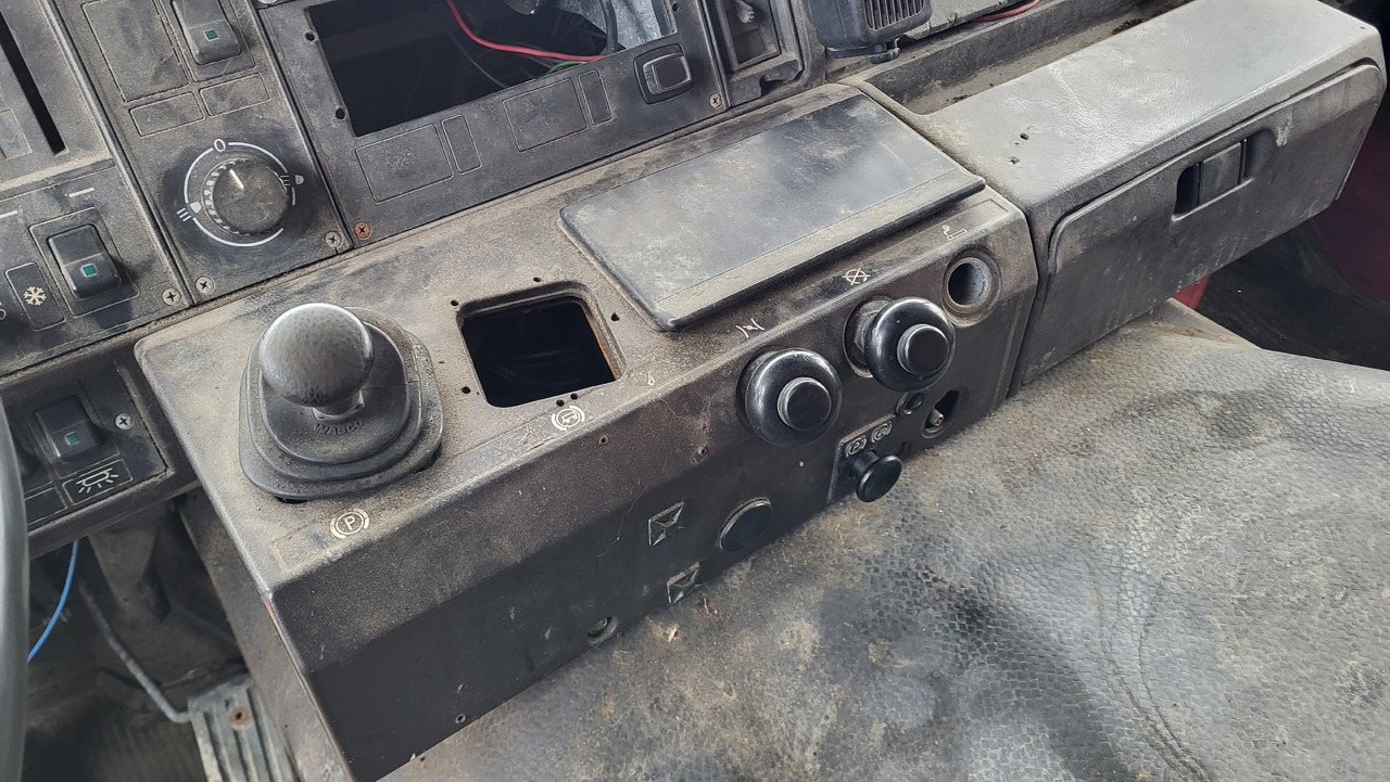 SCANIA R 142 H 6X2 SU KRANU в лизинг SCANIA R 142 H 6X2 SU KRANU: фото 27