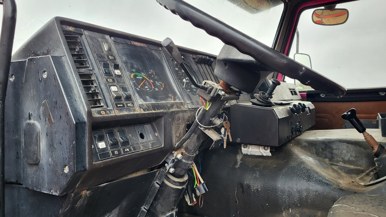 SCANIA R 142 H 6X2 SU KRANU в лизинг SCANIA R 142 H 6X2 SU KRANU: фото 24