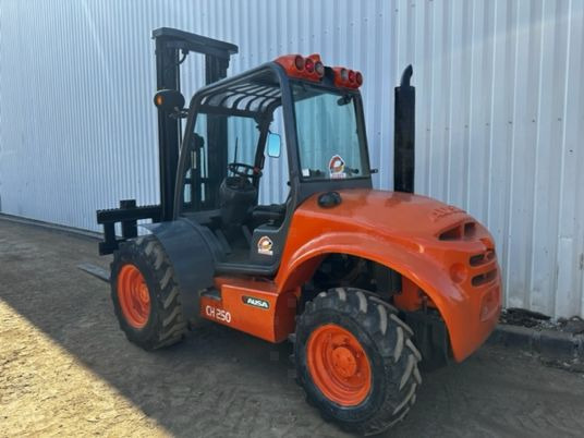 Ausa C250HX4 5m40 Triplex - Вилочный погрузчик: фото 4 Ausa C250HX4 5m40 Triplex - Вилочный погрузчик: фото 4