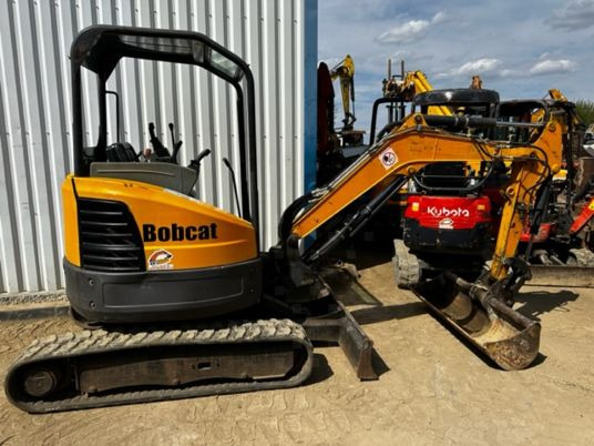 Bobcat E26 - Мини-экскаватор: фото 1 Bobcat E26 - Мини-экскаватор: фото 1