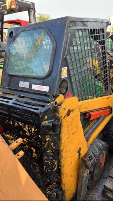 Bobcat S70 - Мини-погрузчик с бортовым поворотом: фото 4 Bobcat S70 - Мини-погрузчик с бортовым поворотом: фото 4