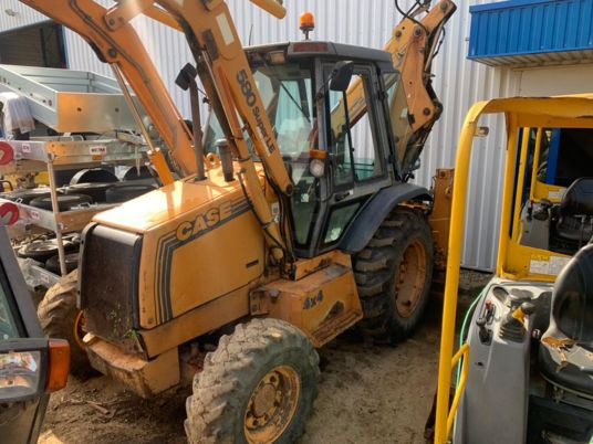 Case 580 SUPER LE Ride Control - Экскаватор-погрузчик: фото 4 Case 580 SUPER LE Ride Control - Экскаватор-погрузчик: фото 4