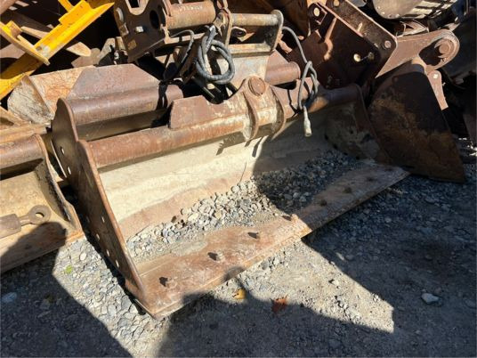 Godet inclinable S60 - Ковш: фото 1 Godet inclinable S60 - Ковш: фото 1