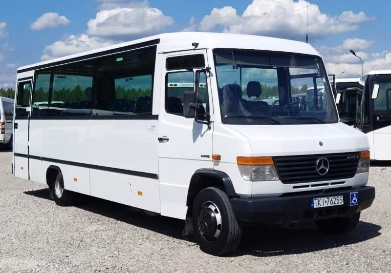 Mercedes-Benz Vario 813D *200tys km* 39+13 / 4979 - Пригородный автобус: фото 1 Mercedes-Benz Vario 813D *200tys km* 39+13 / 4979 - Пригородный автобус: фото 1