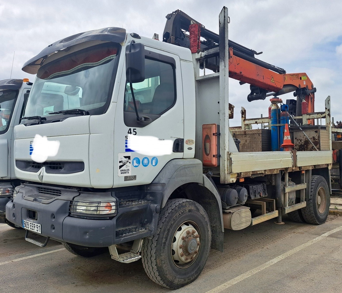 RENAULT Kerax 370dci 4x4 plateau grue Palfinger pk29002 - Грузовик бортовой/ Платформа, Автоманипулятор: фото 1 RENAULT Kerax 370dci 4x4 plateau grue Palfinger pk29002 - Грузовик бортовой/ Платформа, Автоманипулятор: фото 1