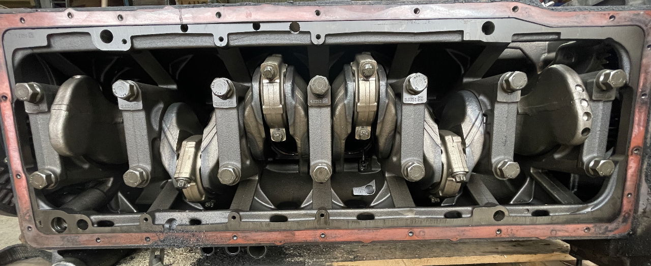 MAN Motor MAN Lions City D2066 LUH 52 Euro 6 Block D 2066 Motorblock Kurbelwelle - Двигатель и запчасти для Автобусов: фото 2 MAN Motor MAN Lions City D2066 LUH 52 Euro 6 Block D 2066 Motorblock Kurbelwelle - Двигатель и запчасти для Автобусов: фото 2