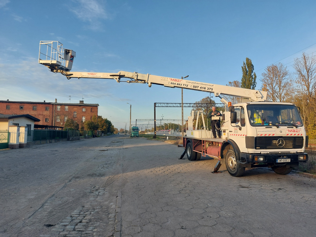 Wumag Mercedes 1414, 400V Wumag WT220 hydraulik - Грузовик с подъемником: фото 4 Wumag Mercedes 1414, 400V Wumag WT220 hydraulik - Грузовик с подъемником: фото 4